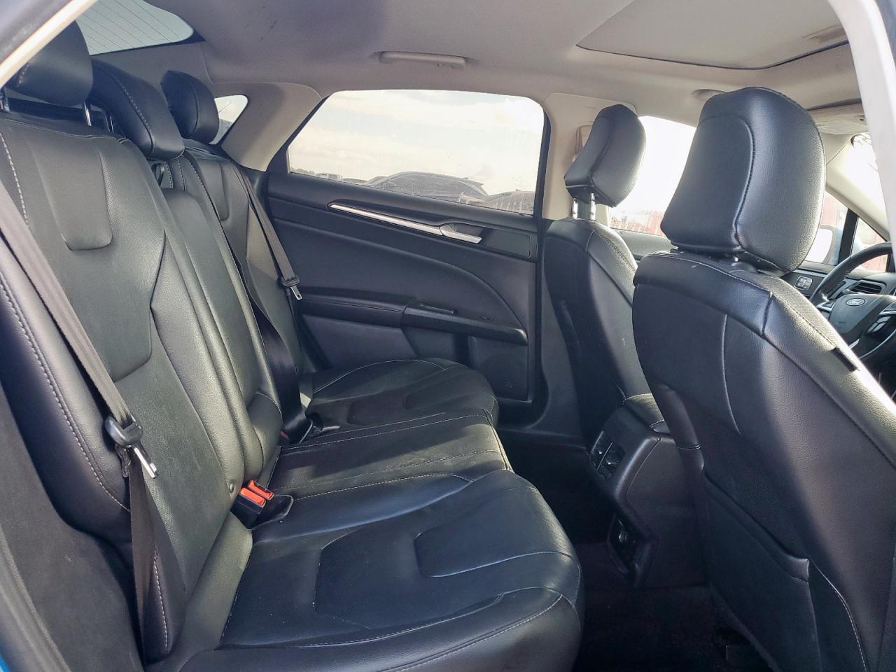 FORD FUSION TITANIUM