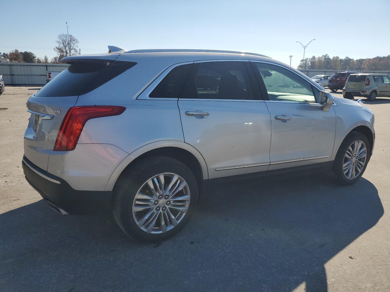 CADILLAC XT5 PREMIUM LUXURY