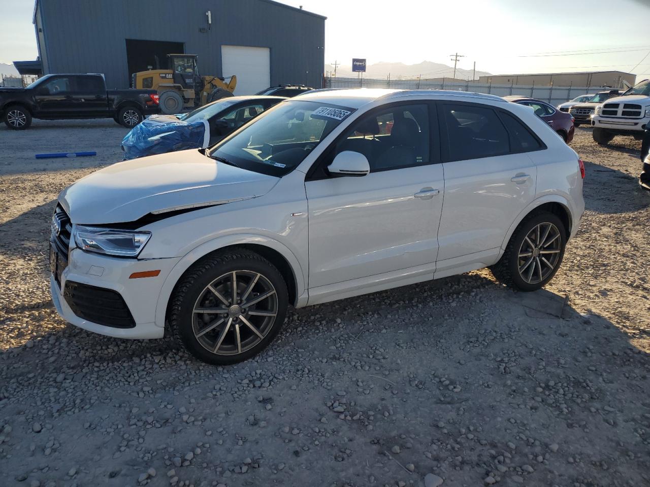 AUDI Q3 PREMIUM