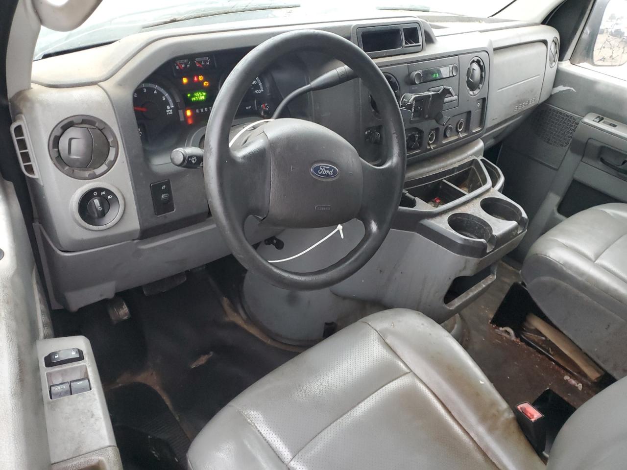 FORD ECONOLINE E150 VAN