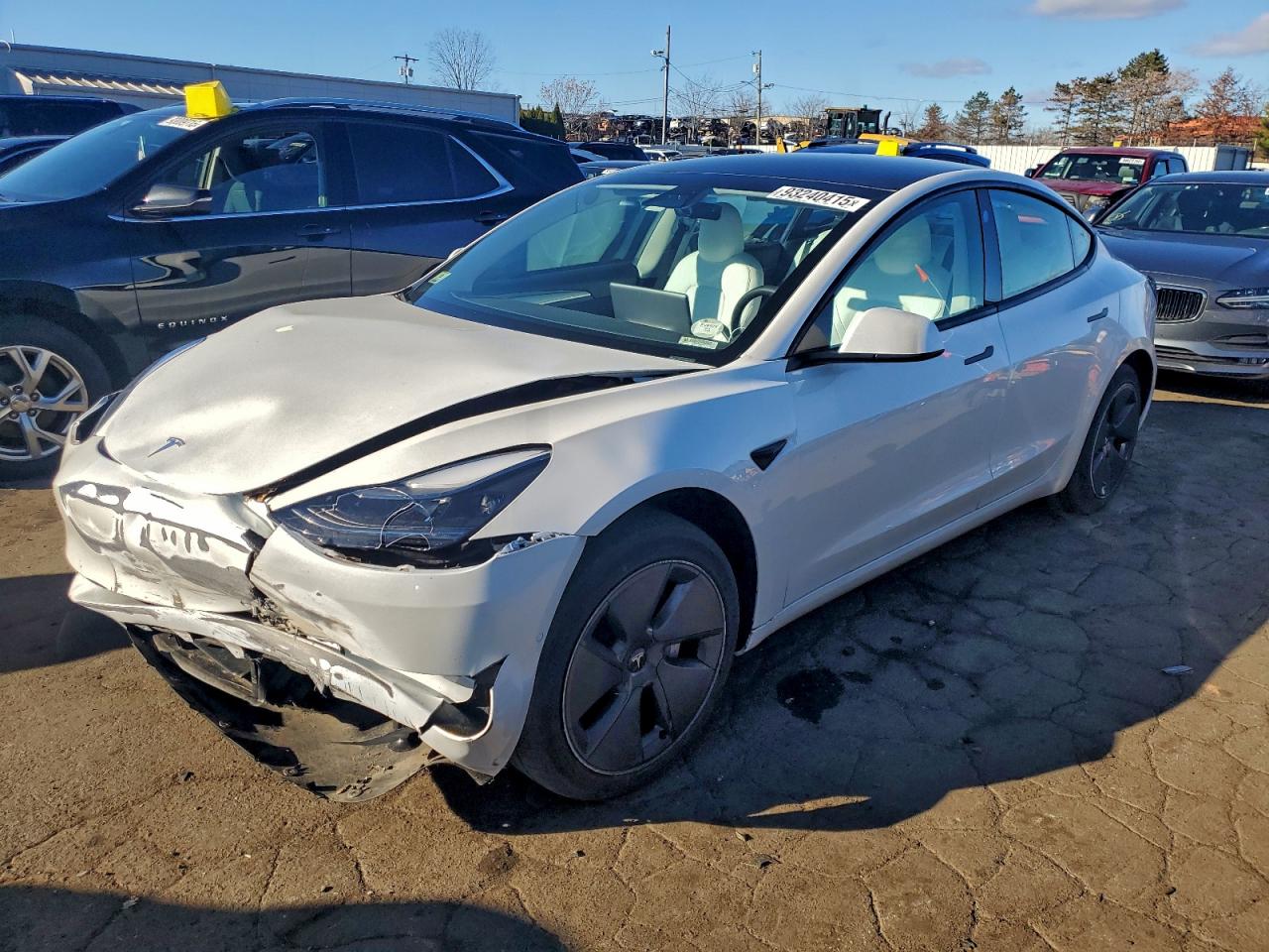 TESLA MODEL 3