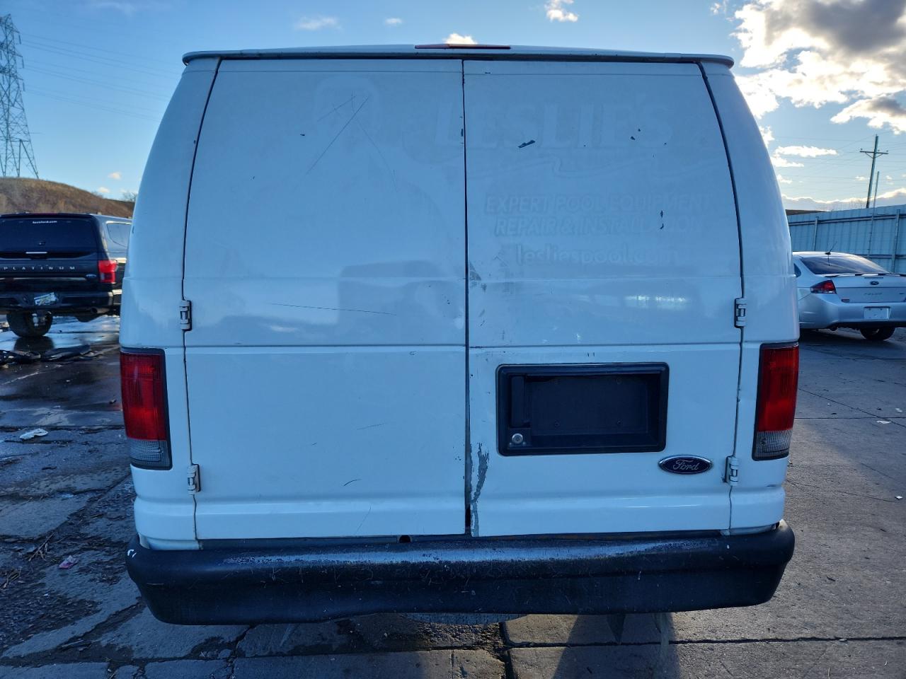 FORD ECONOLINE E150 VAN