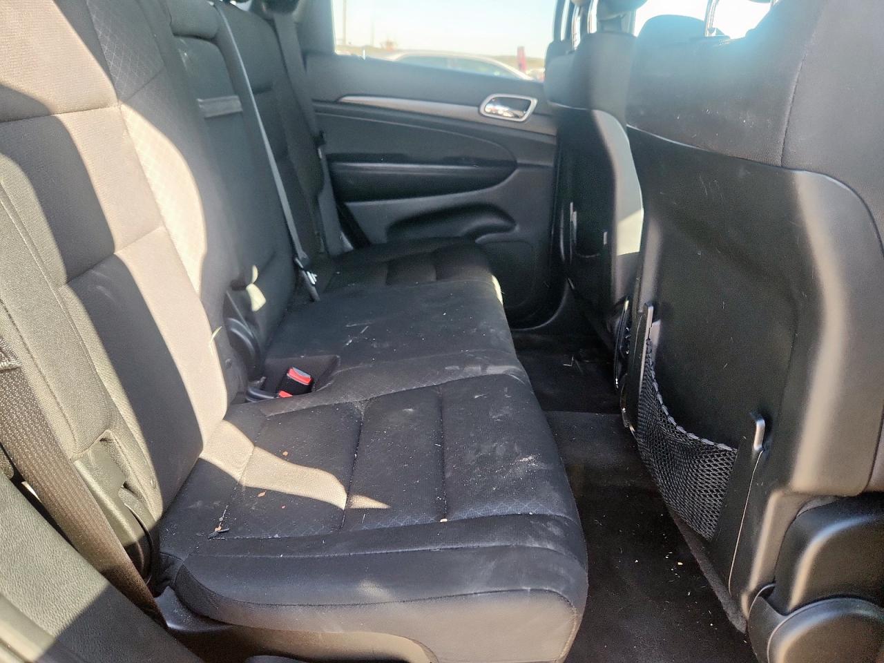 JEEP GRAND CHEROKEE LAREDO