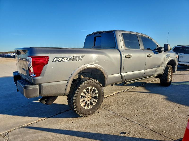 2018 NISSAN TITAN XD SL #3305293308