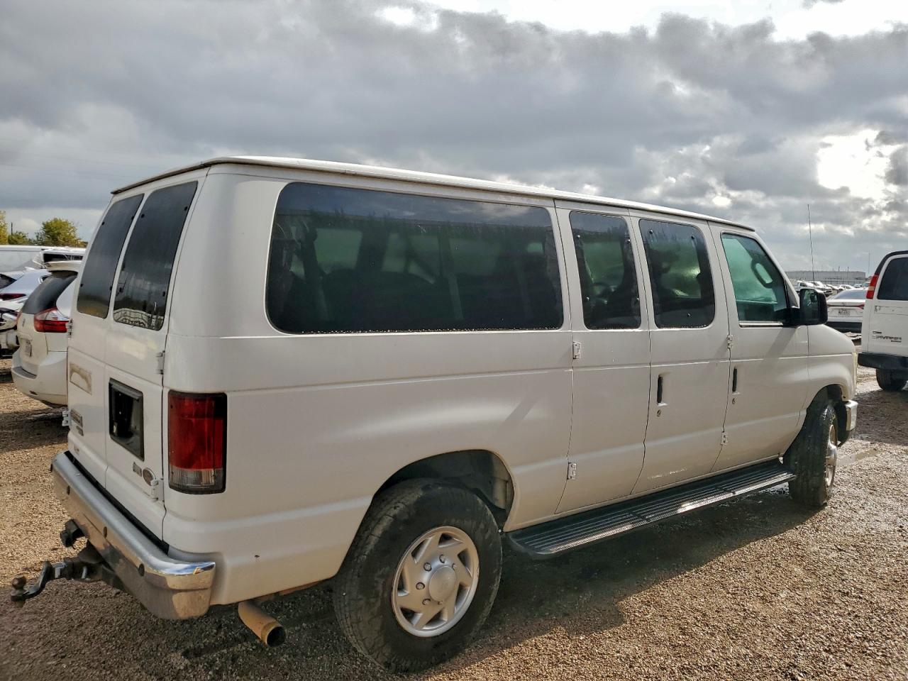 FORD ECONOLINE E350 SUPER DUTY WAGON