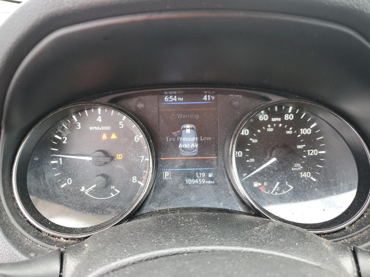 NISSAN ROGUE SPORT S