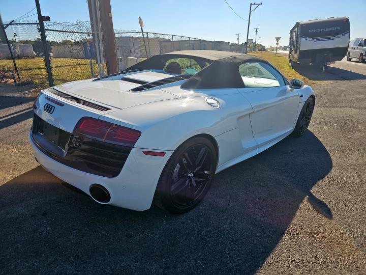 2014 AUDI R8 5.2 QUA #3278545951