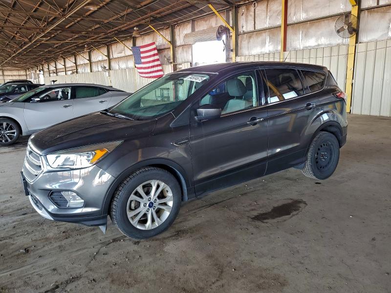 Global Auto Auctions: 2017 FORD ESCAPE SE