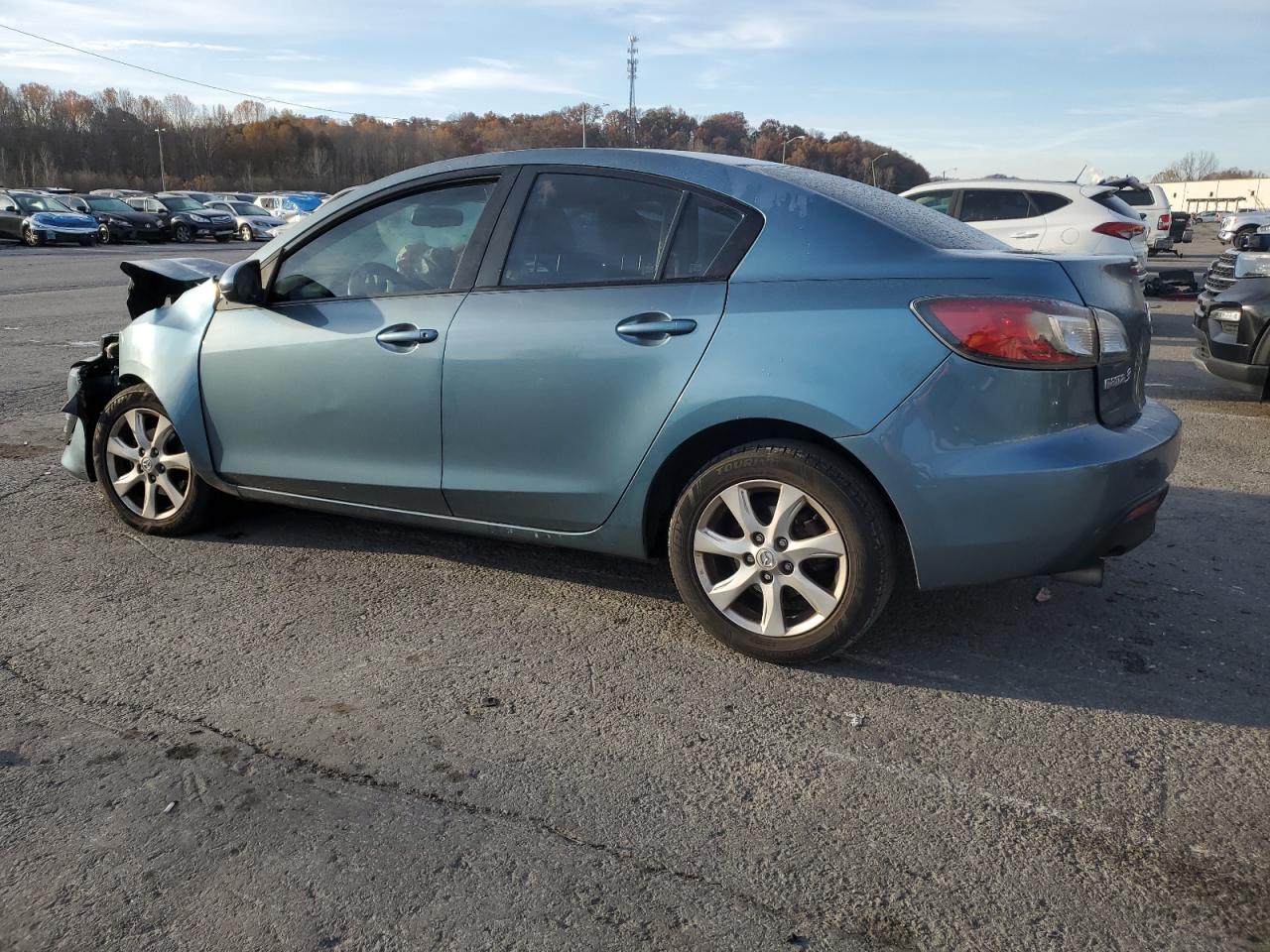 MAZDA 3 I