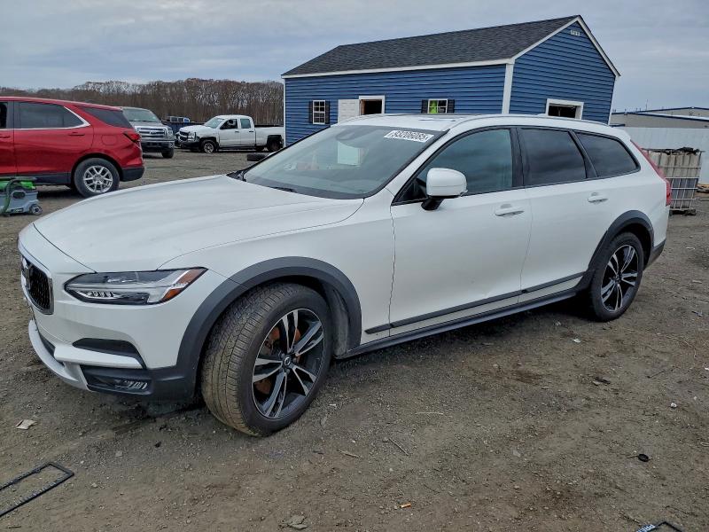 Global Auto Auctions: 2019 VOLVO V90 CROSS