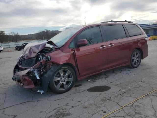 2017 TOYOTA SIENNA SE #3293477434