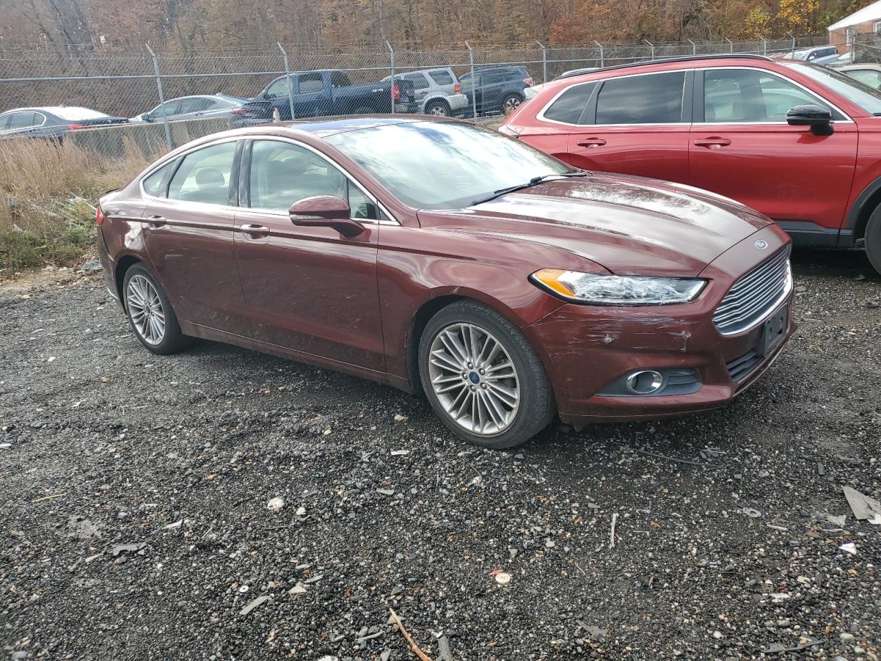 FORD FUSION SE