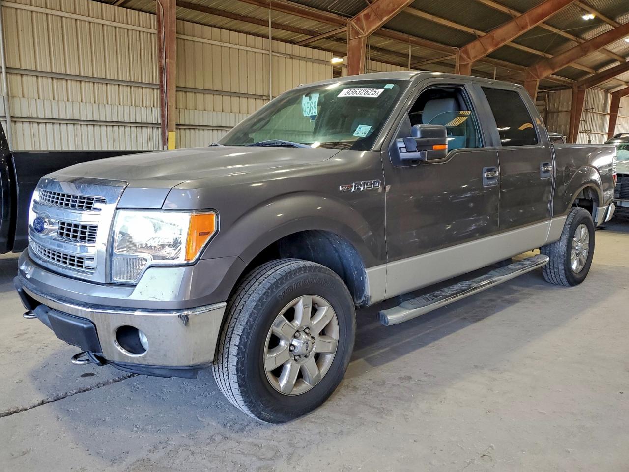 FORD F-150 SUPERCREW