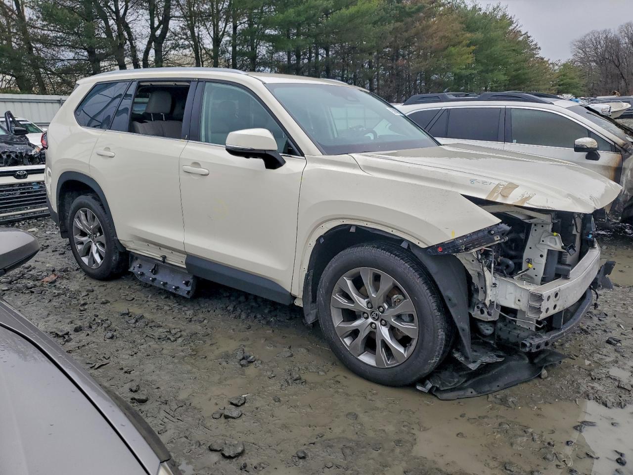 Lot #3301818352 2024 TOYOTA GRAND HIGH