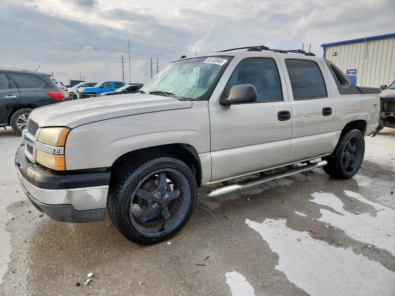Global Auto Auctions: 2004 CHEVROLET AVALANCHE