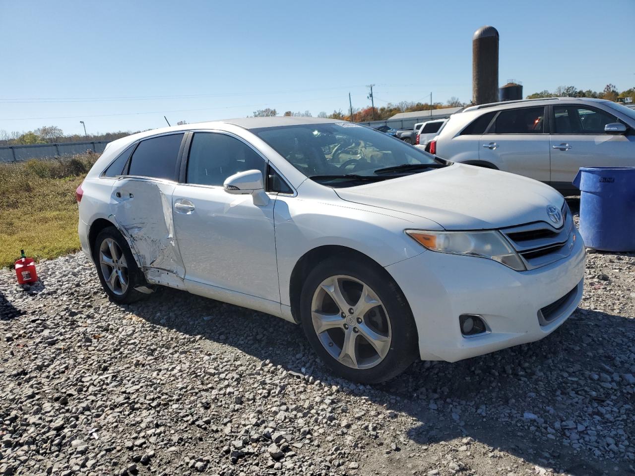 TOYOTA VENZA LE