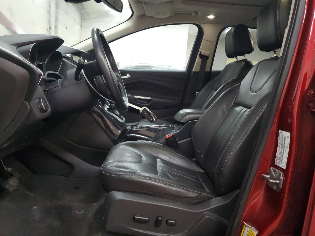 FORD ESCAPE TITANIUM