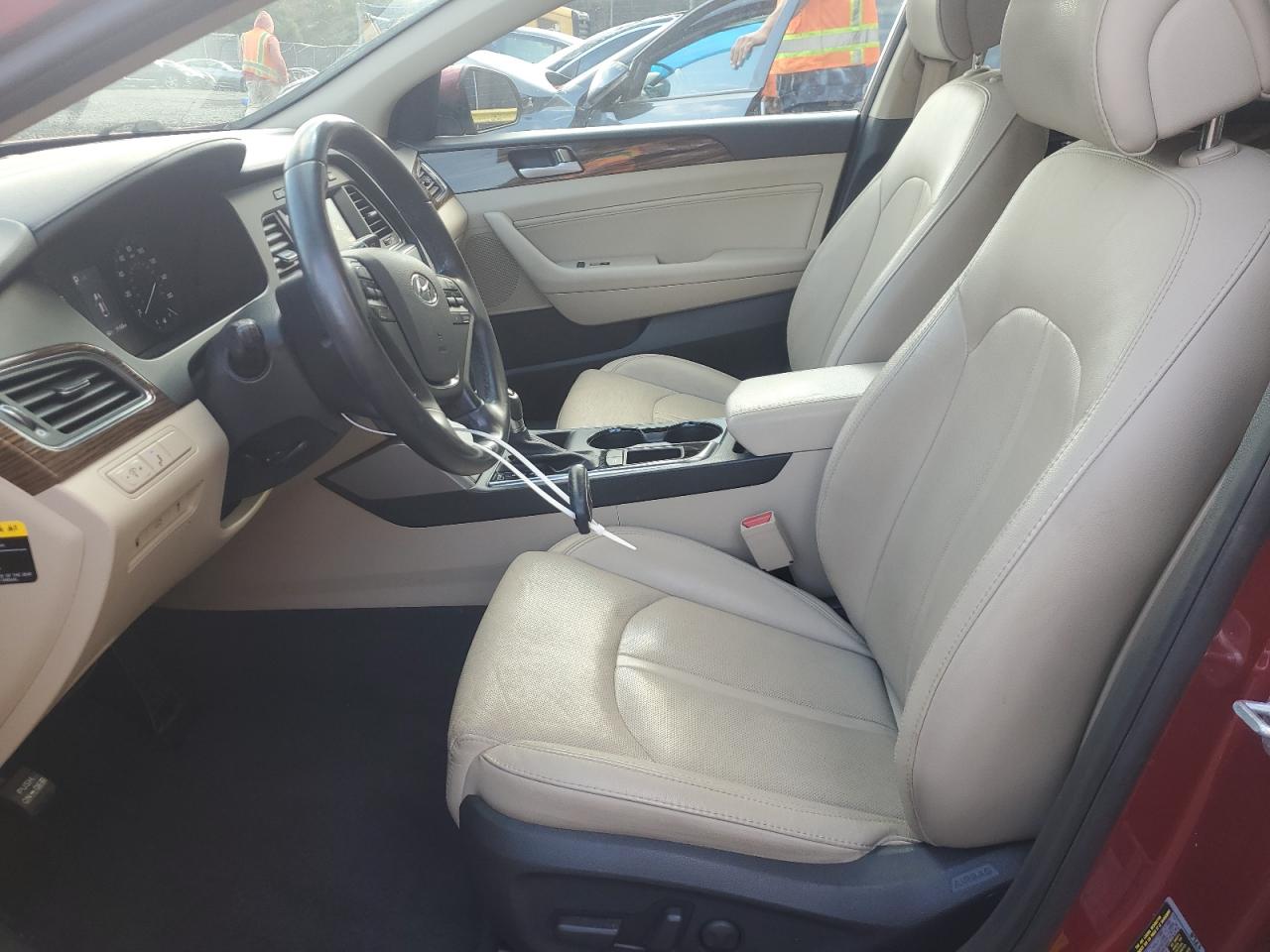 HYUNDAI SONATA SPORT