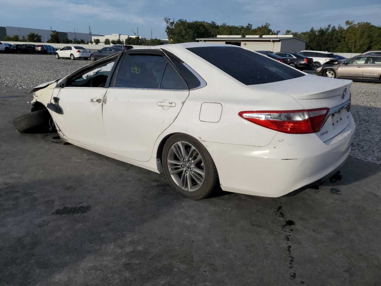 TOYOTA CAMRY LE
