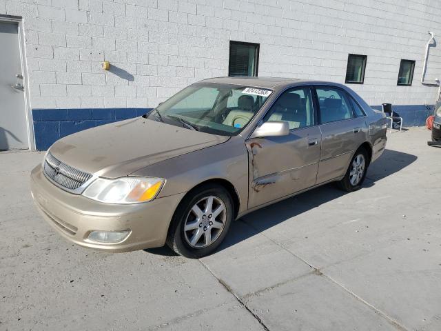 Global Auto Auctions: 2001 TOYOTA AVALON XL