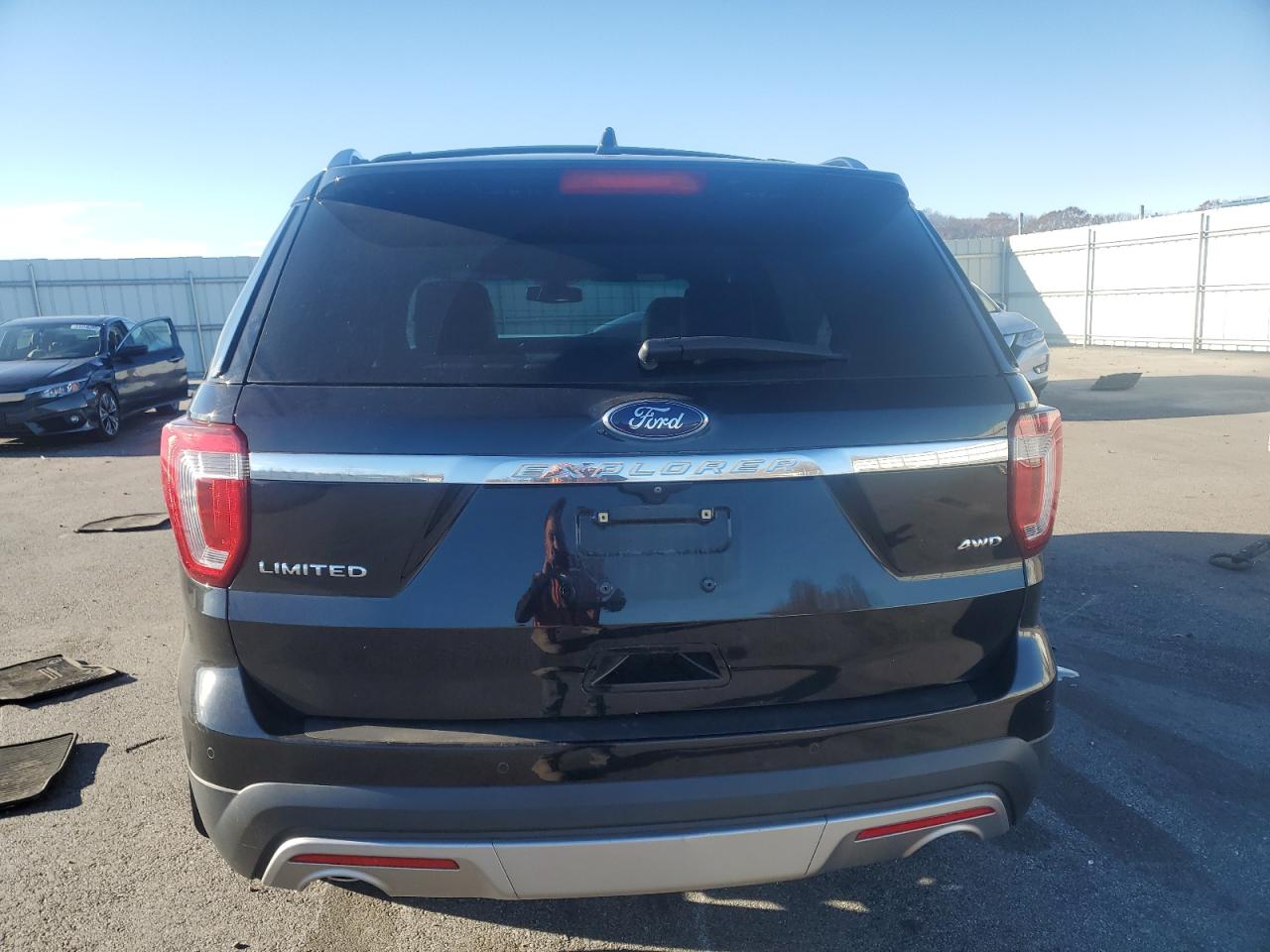 FORD EXPLORER LIMITED