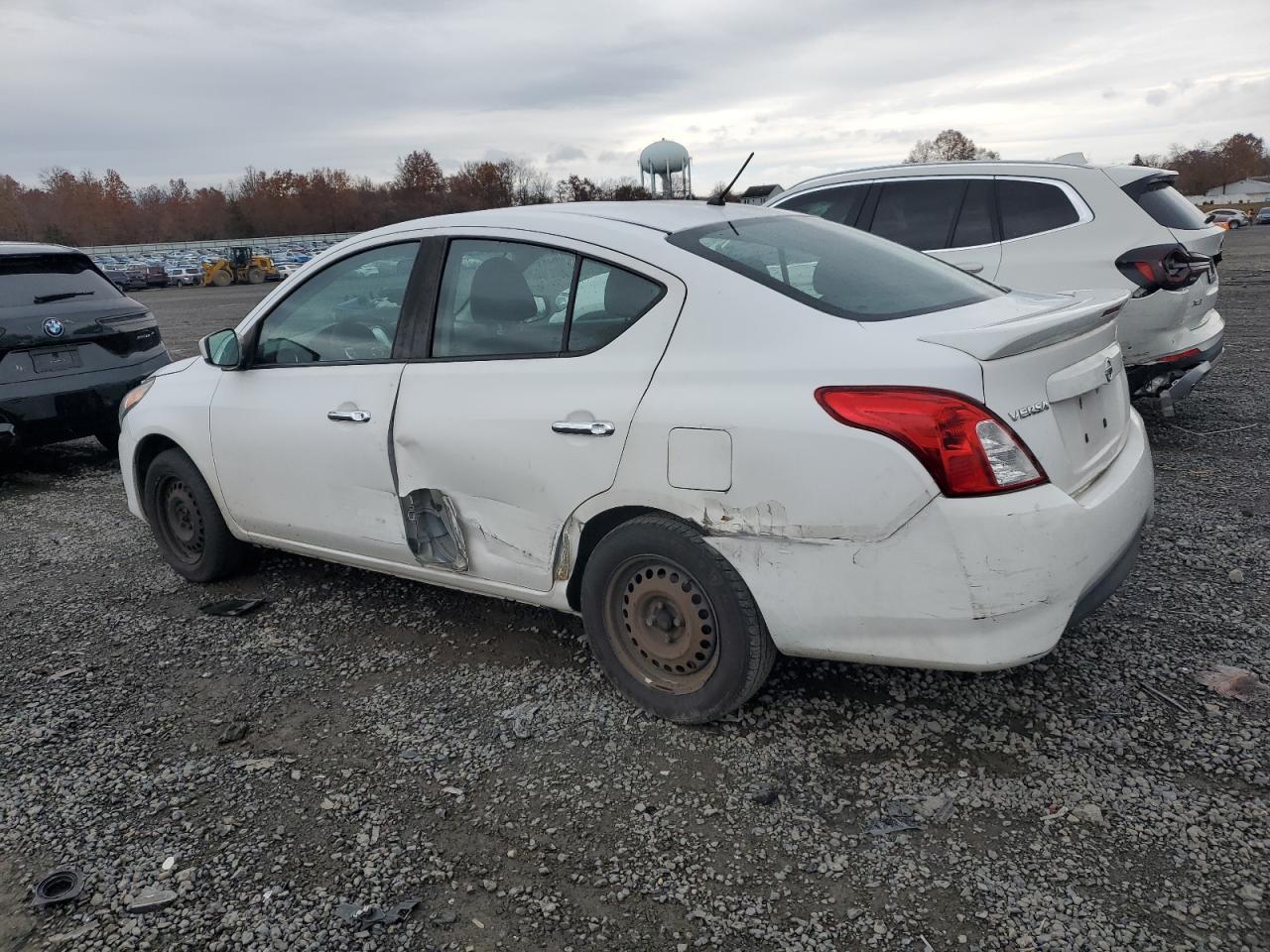 Lot #3311676219 2018 NISSAN VERSA S