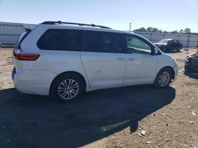 2017 TOYOTA SIENNA XLE #3297163519