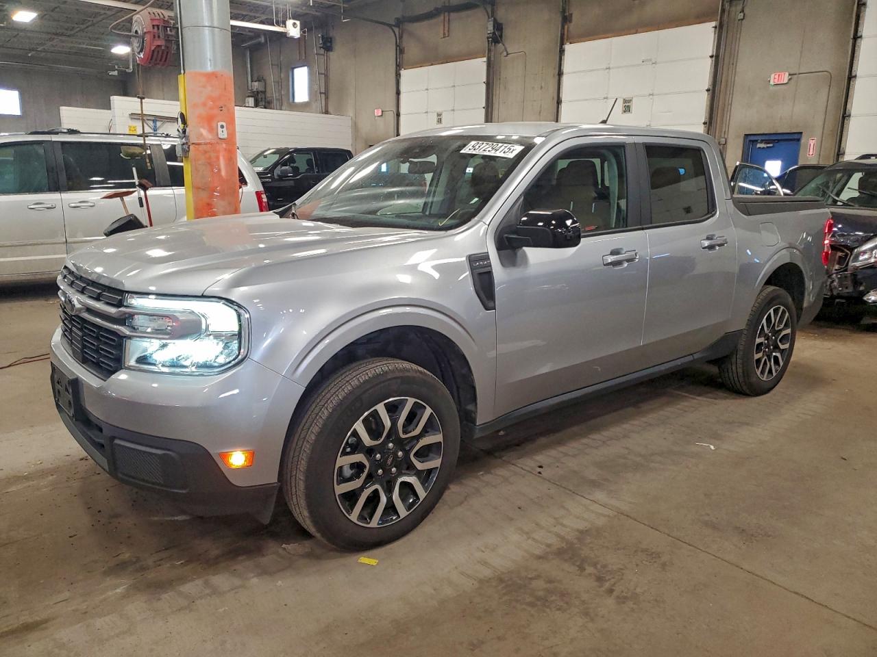 FORD MAVERICK LARIAT