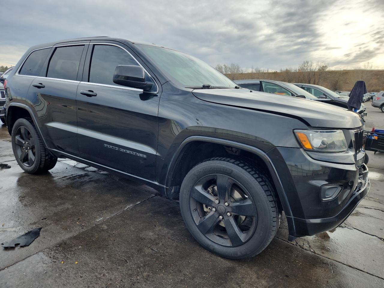 JEEP GRAND CHEROKEE LAREDO