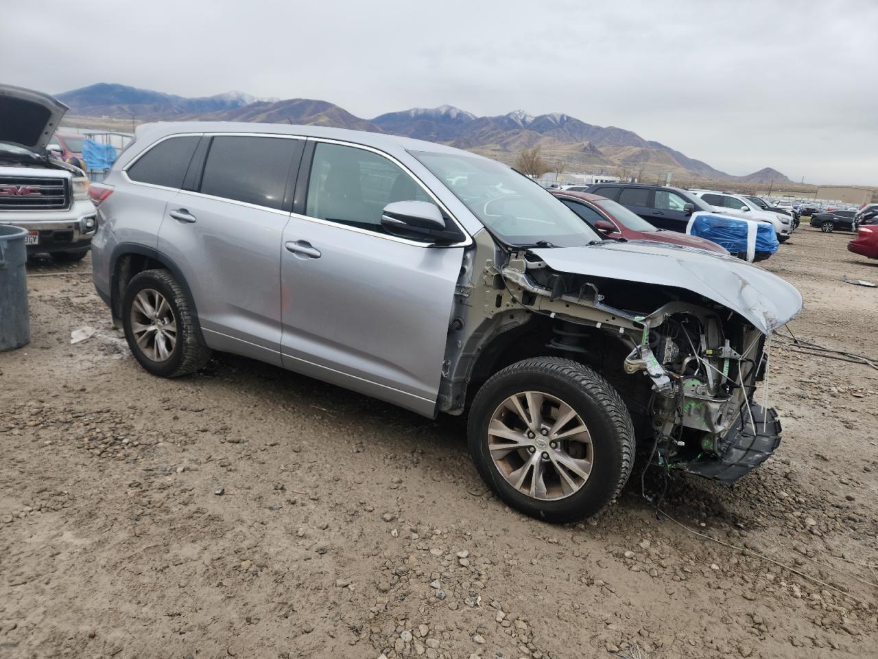 TOYOTA HIGHLANDER LE