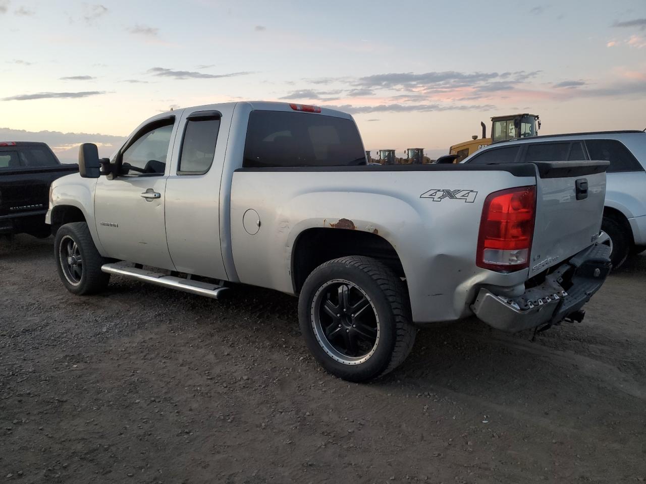 GMC SIERRA K1500 SLT