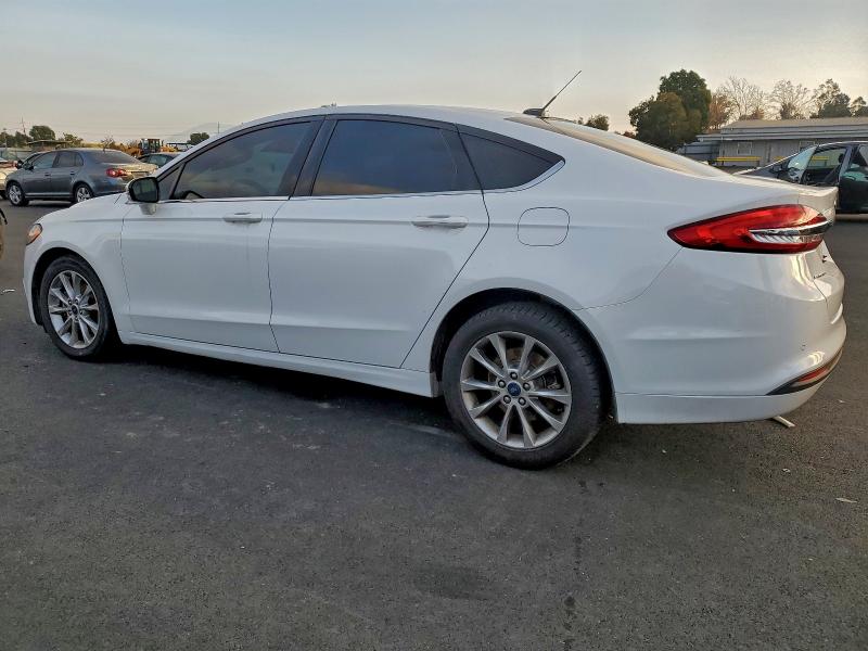 2017 FORD FUSION SE #3304086502