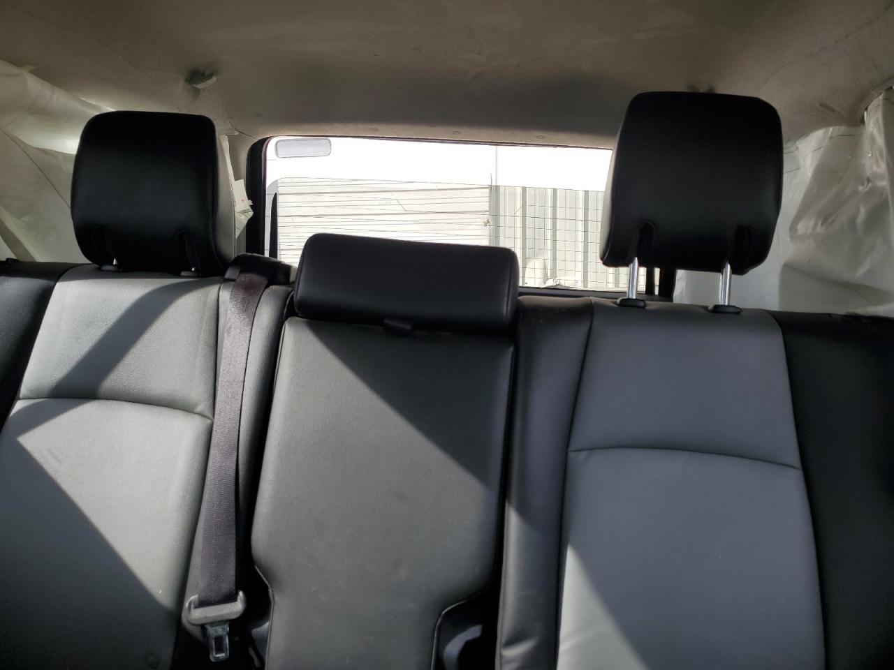 TOYOTA 4RUNNER SR5/SR5 PREMIUM