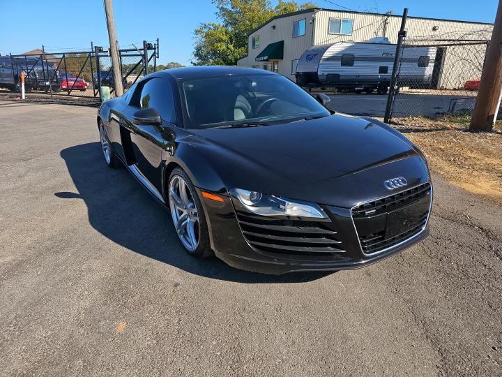AUDI R8 4.2 QUA