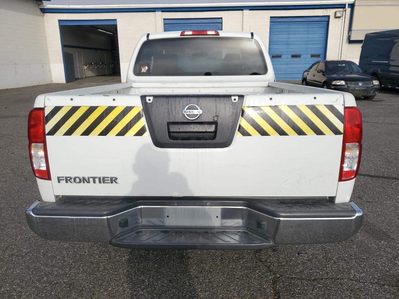 NISSAN FRONTIER S