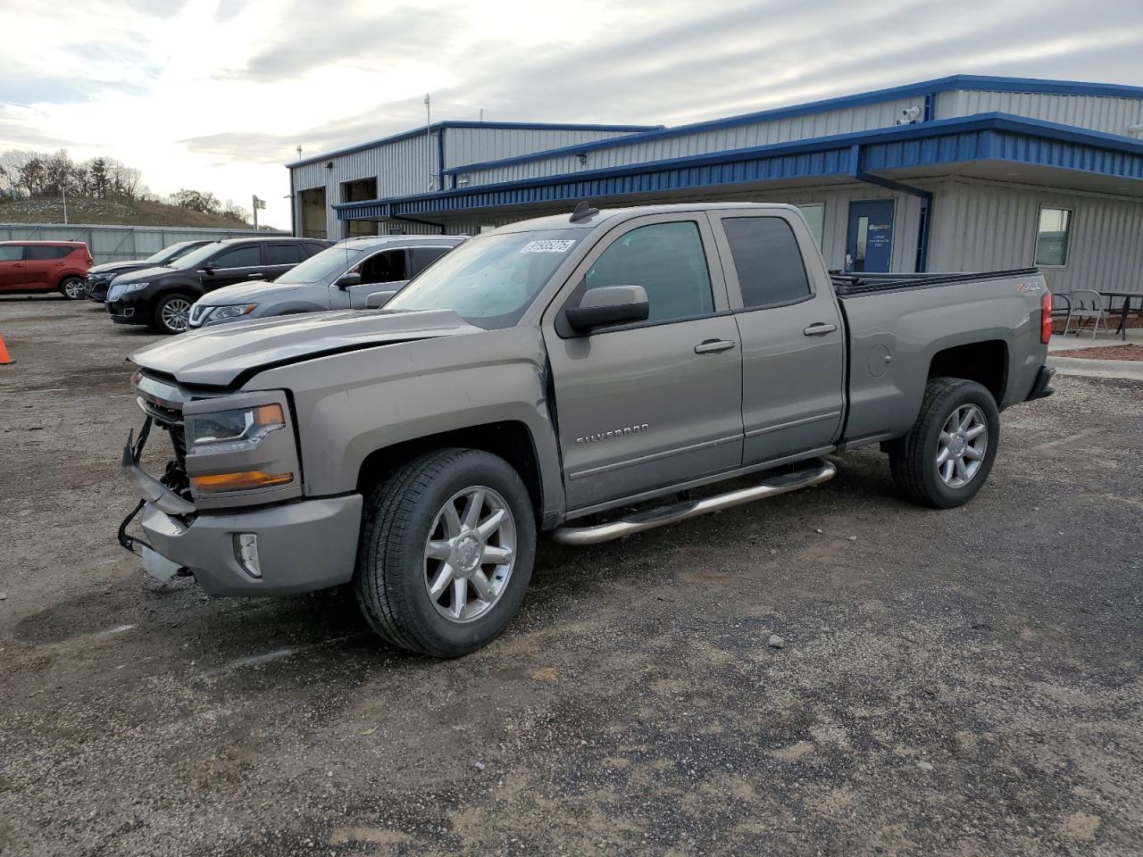 CHEVROLET SILVERADO K1500 LT