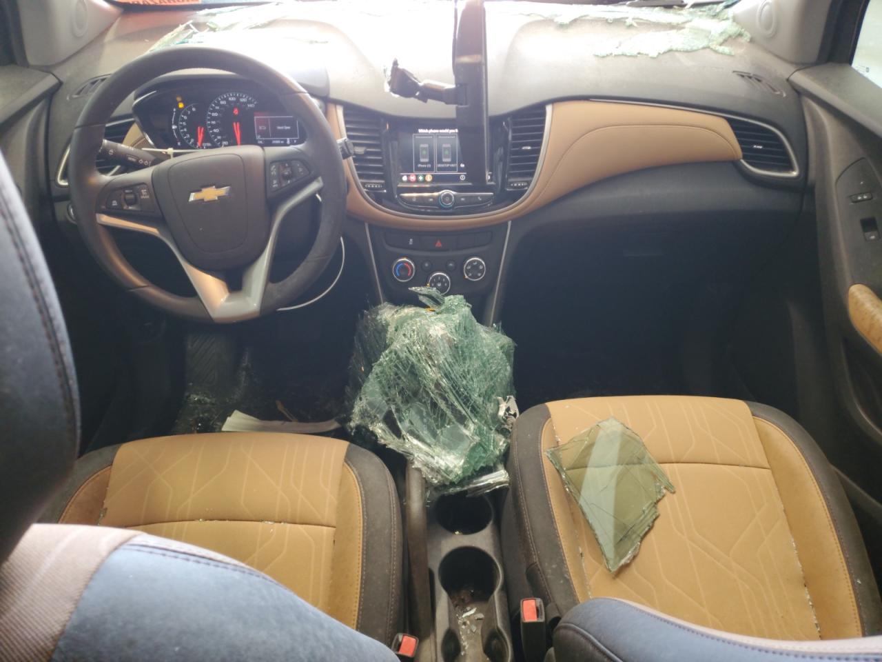 Lot #3311740736 2020 CHEVROLET TRAX 1LT