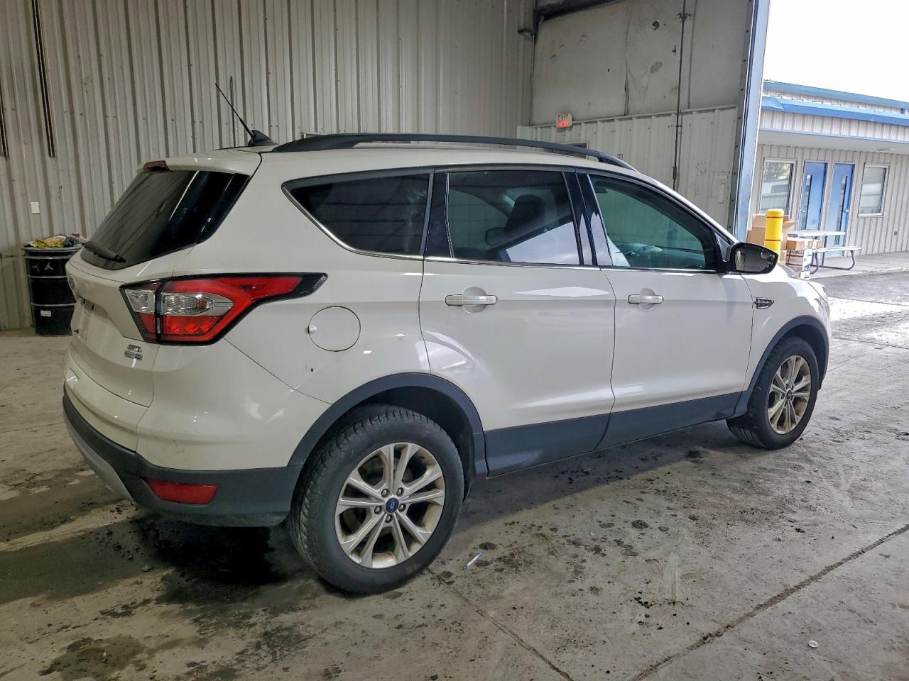 FORD ESCAPE SEL