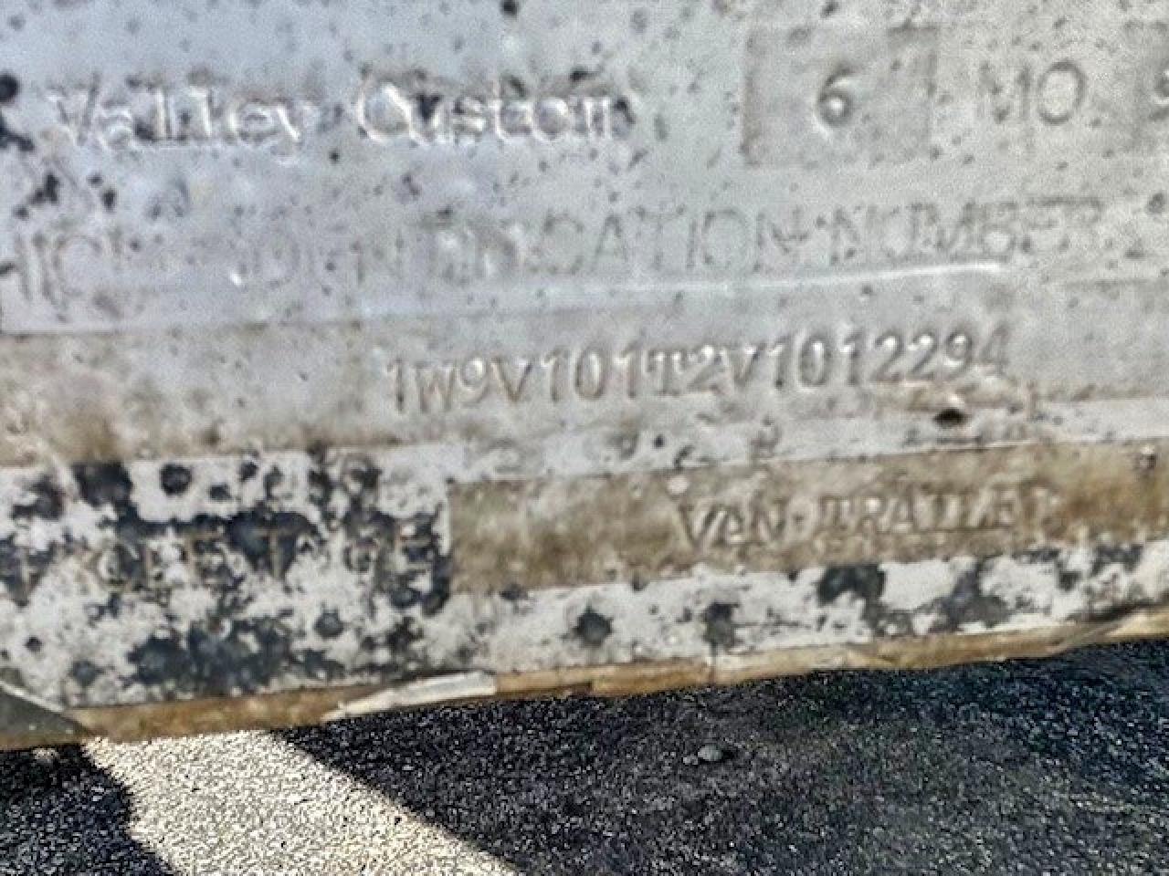 Lot #3296298409 1997 M2XC OFFICE