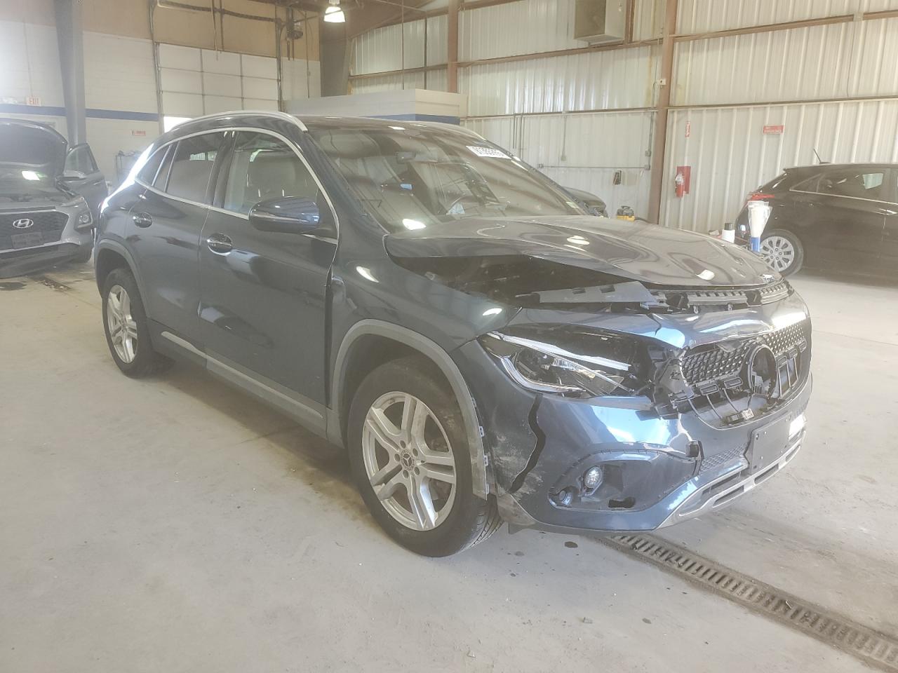 MERCEDES-BENZ GLA-CLASS 250 4MATIC