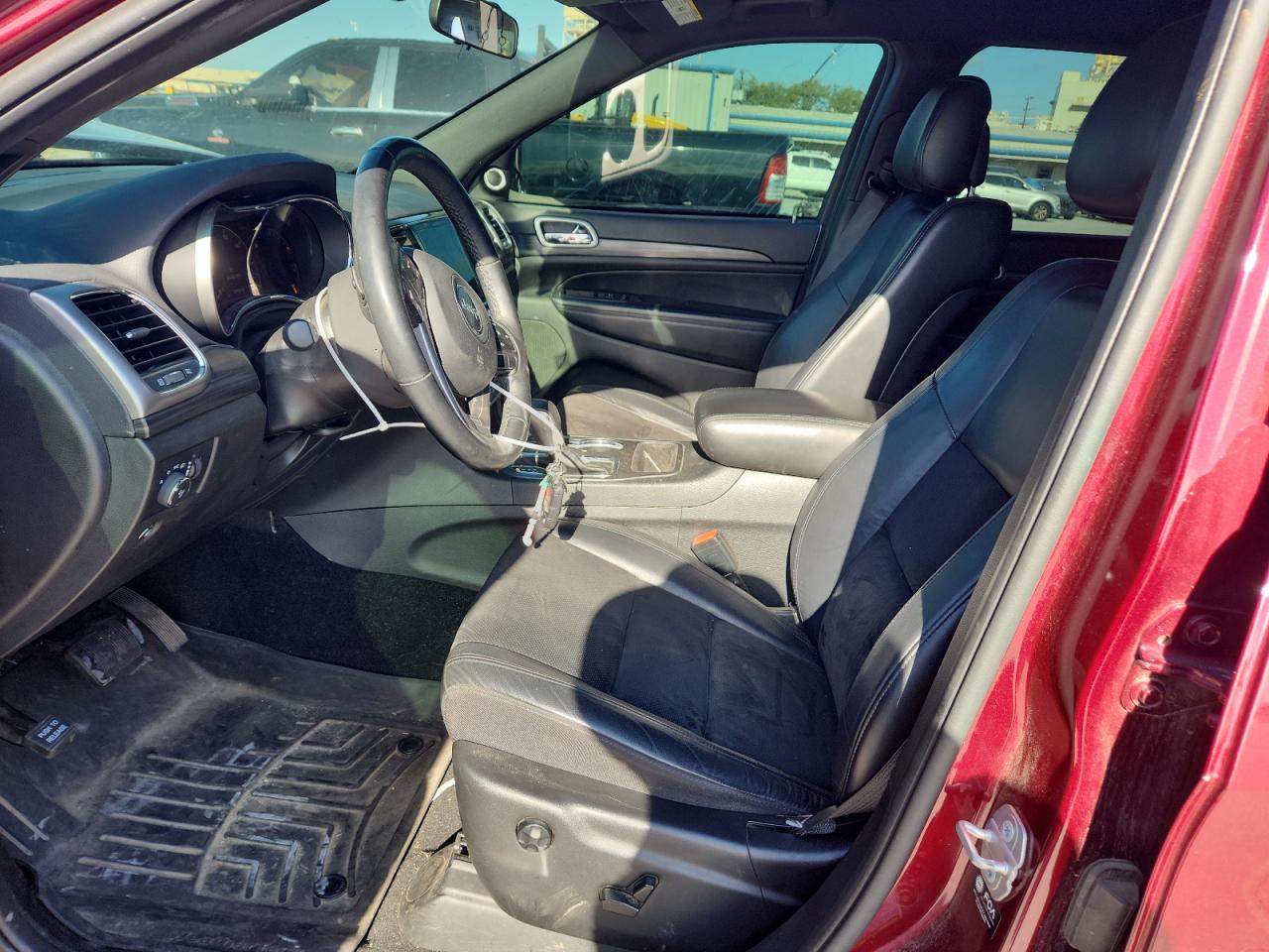 JEEP GRAND CHEROKEE LAREDO