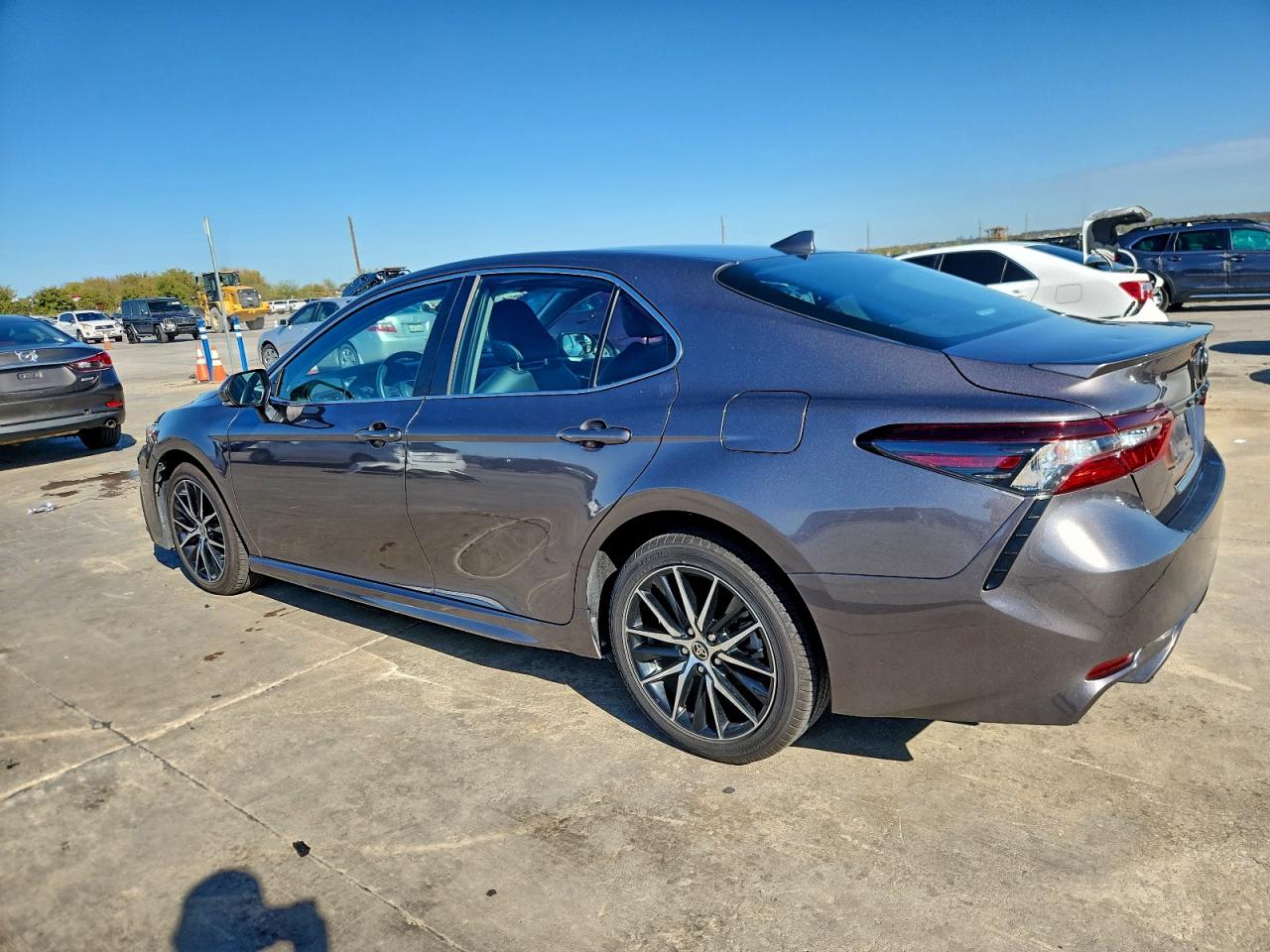TOYOTA CAMRY SE
