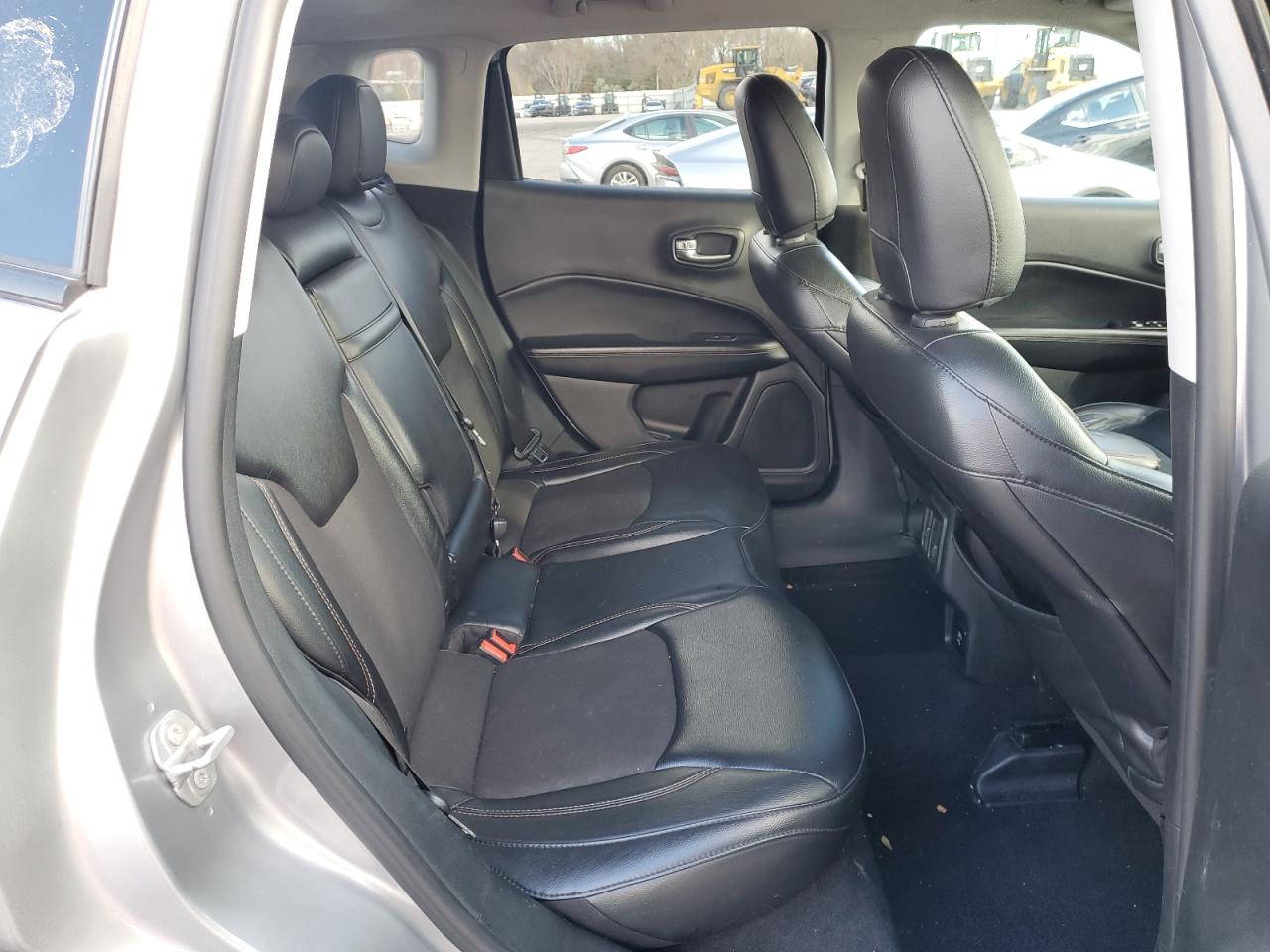 Lot #3309318008 2018 JEEP COMPASS LA