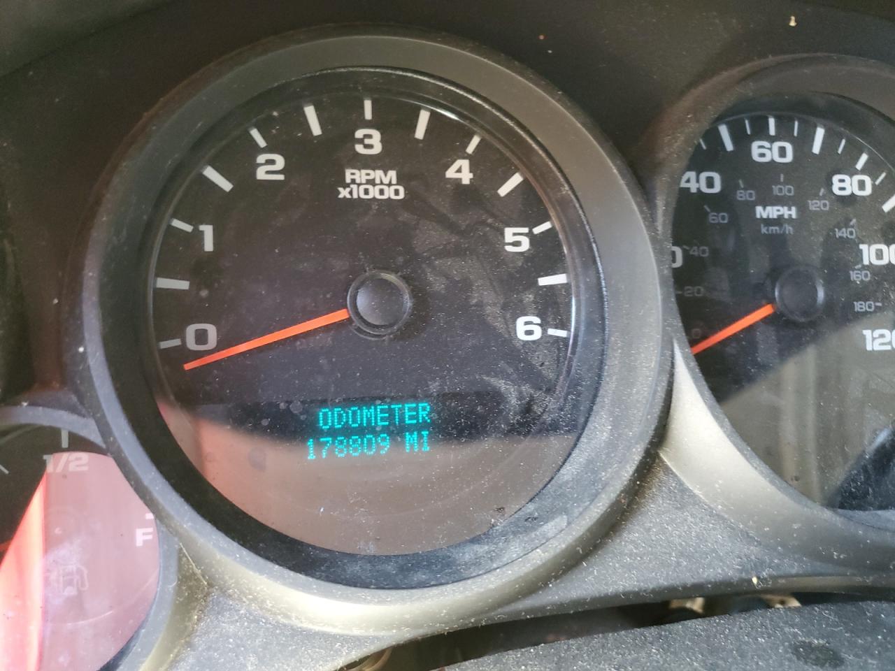 CHEVROLET SILVERADO C1500 LS