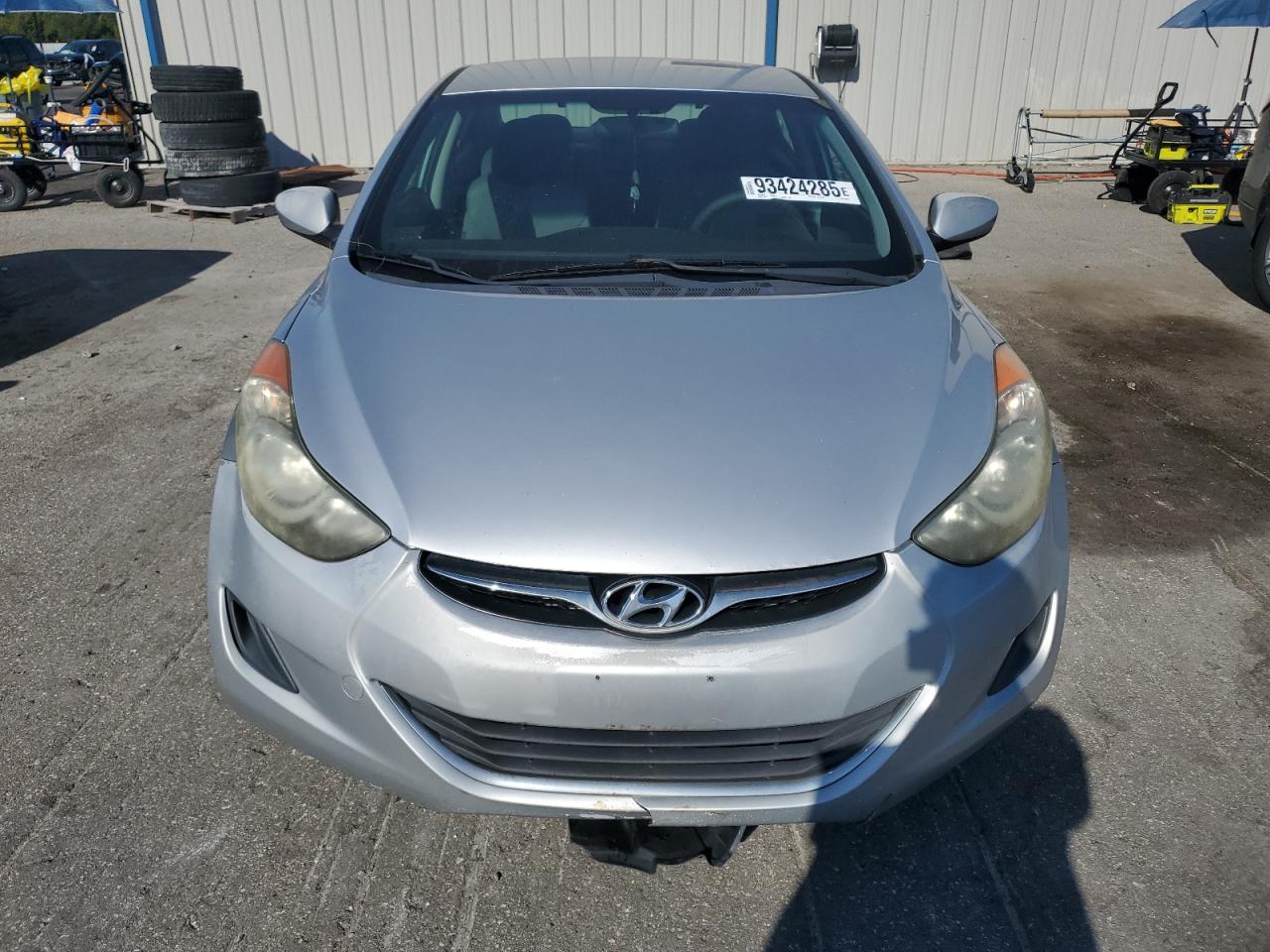 HYUNDAI ELANTRA GLS