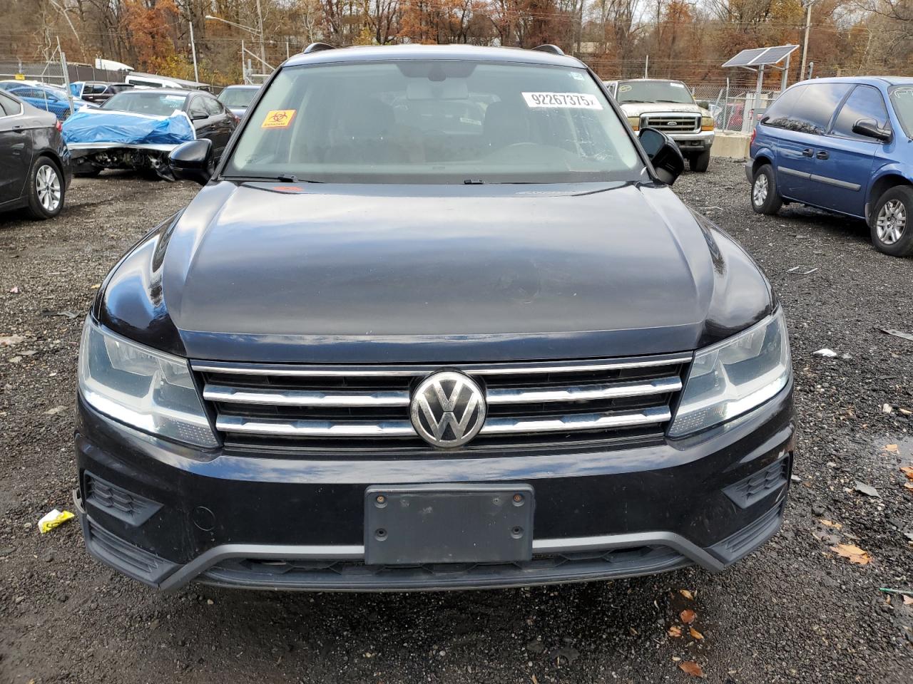 VOLKSWAGEN TIGUAN SE