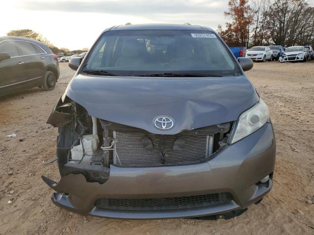 2015 TOYOTA SIENNA XLE #3292313289