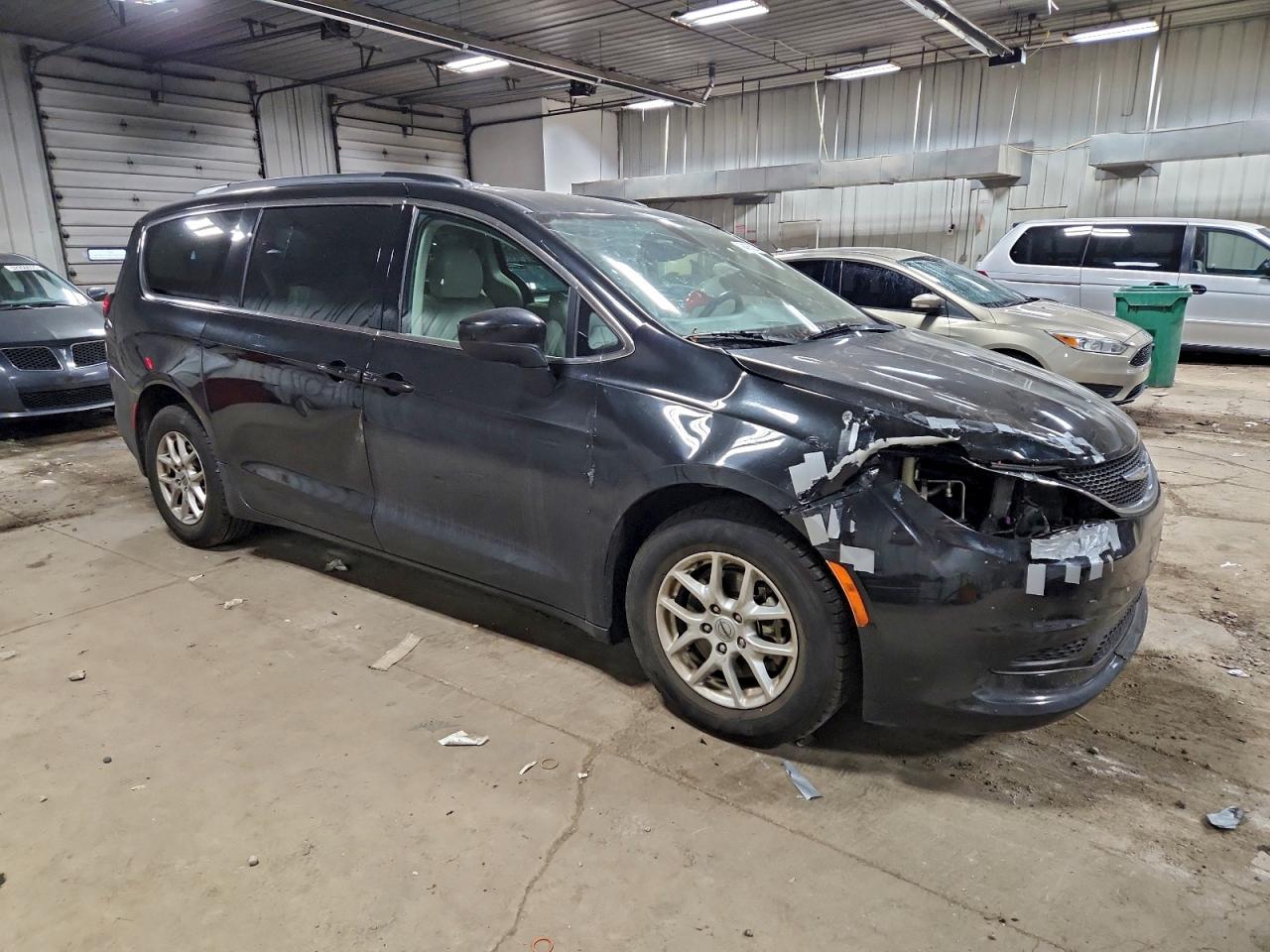 CHRYSLER VOYAGER LXI