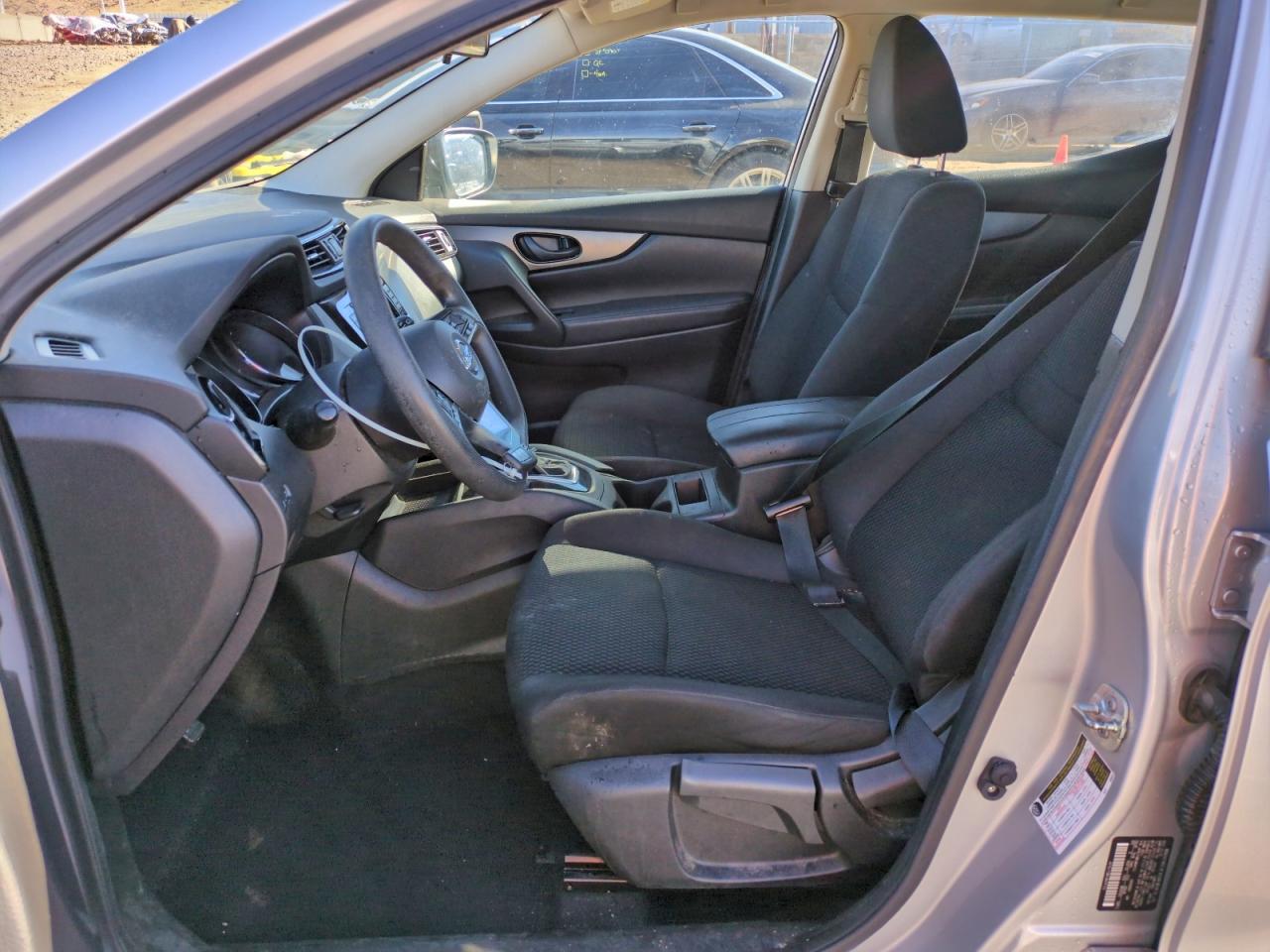 NISSAN ROGUE SPORT S