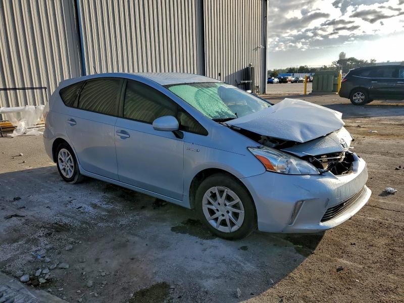 2014 TOYOTA PRIUS V #3301829371